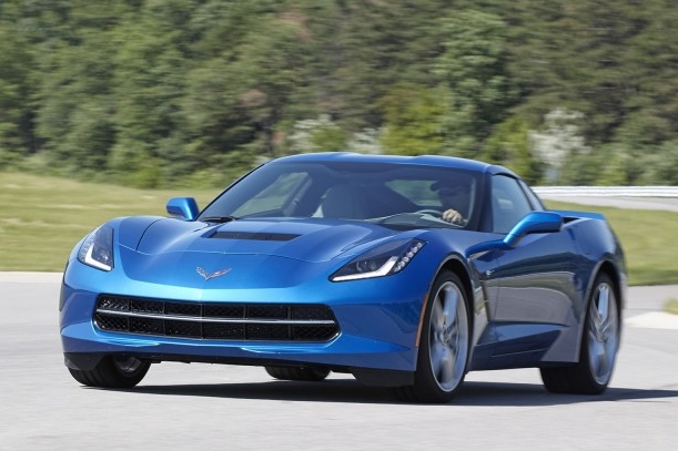 Chevrolet Corvette может стать среднемоторным