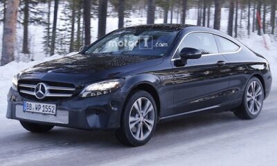 Рестайлинговое купе C-Class появилось на зимних дорогах