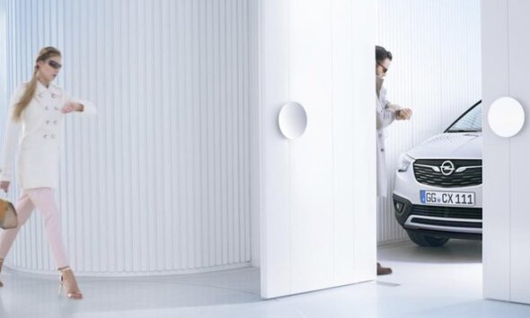 Opel анонсировал дебют модели Crossland X