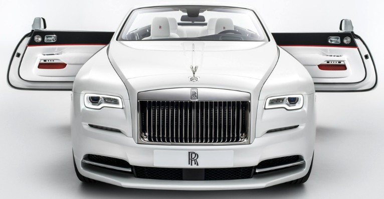 Над кабриолетом Rolls-Royce поработали эксперты из «мира высокой моды»