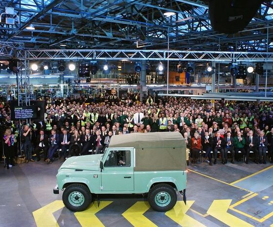 Последний Land Rover Defender текущего поколения сошел с конвейера