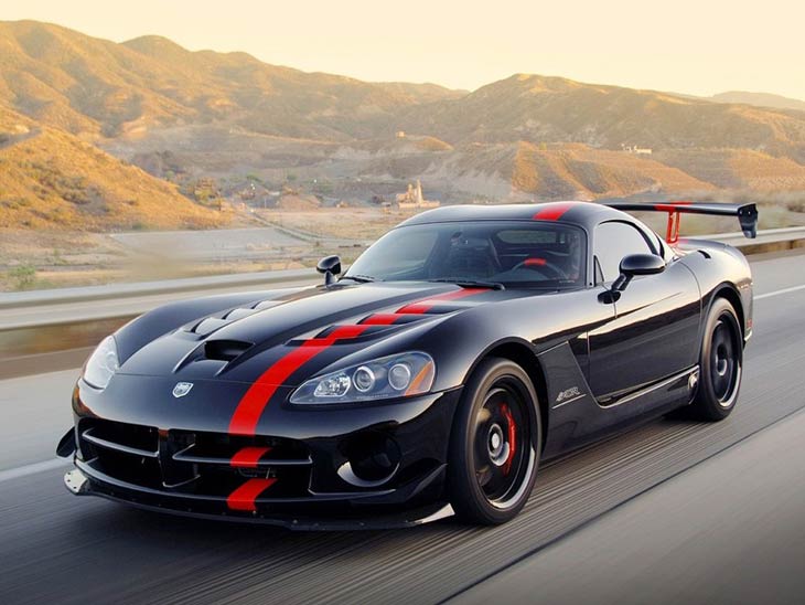 Новое поколение Dodge Viper появится в 2012 году