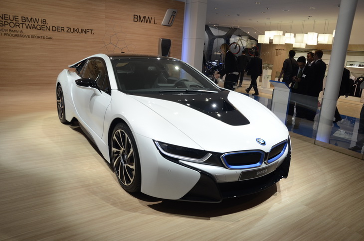 Премьеры Франкфурта: будущее наступило с BMW
