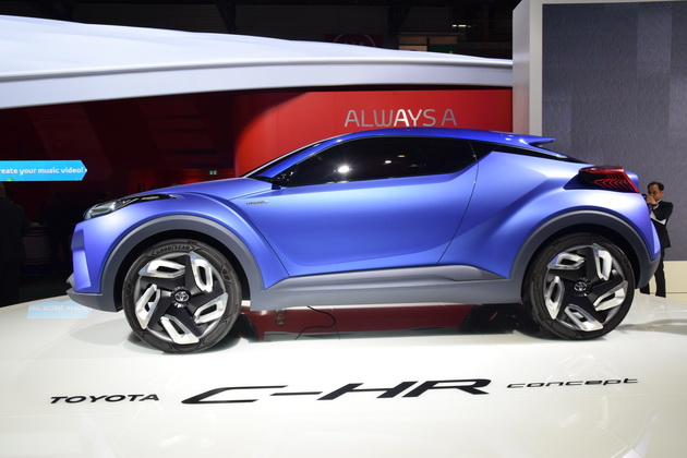 Toyota представила свое видение кроссовера B-класса