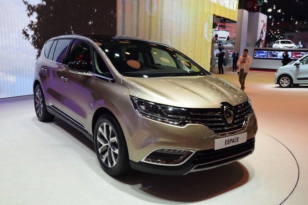 Renault представила кроссовер Espace для европейского рынка