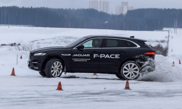 Вальсируем с Jaguar’ами на льду