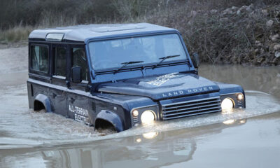 Jaguar Land Rover представит на женевском автосалоне электрический Defender