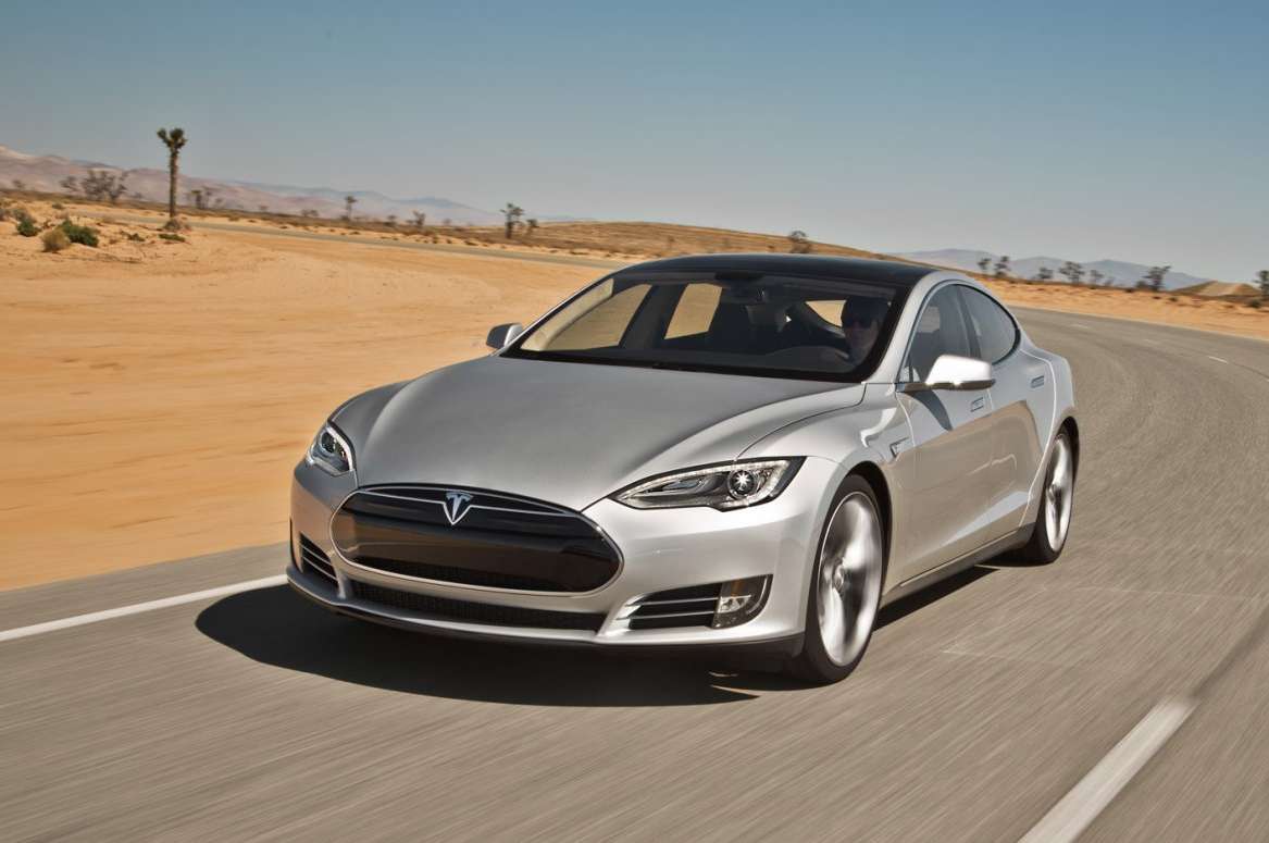 Продажи Tesla стартовали в Китае