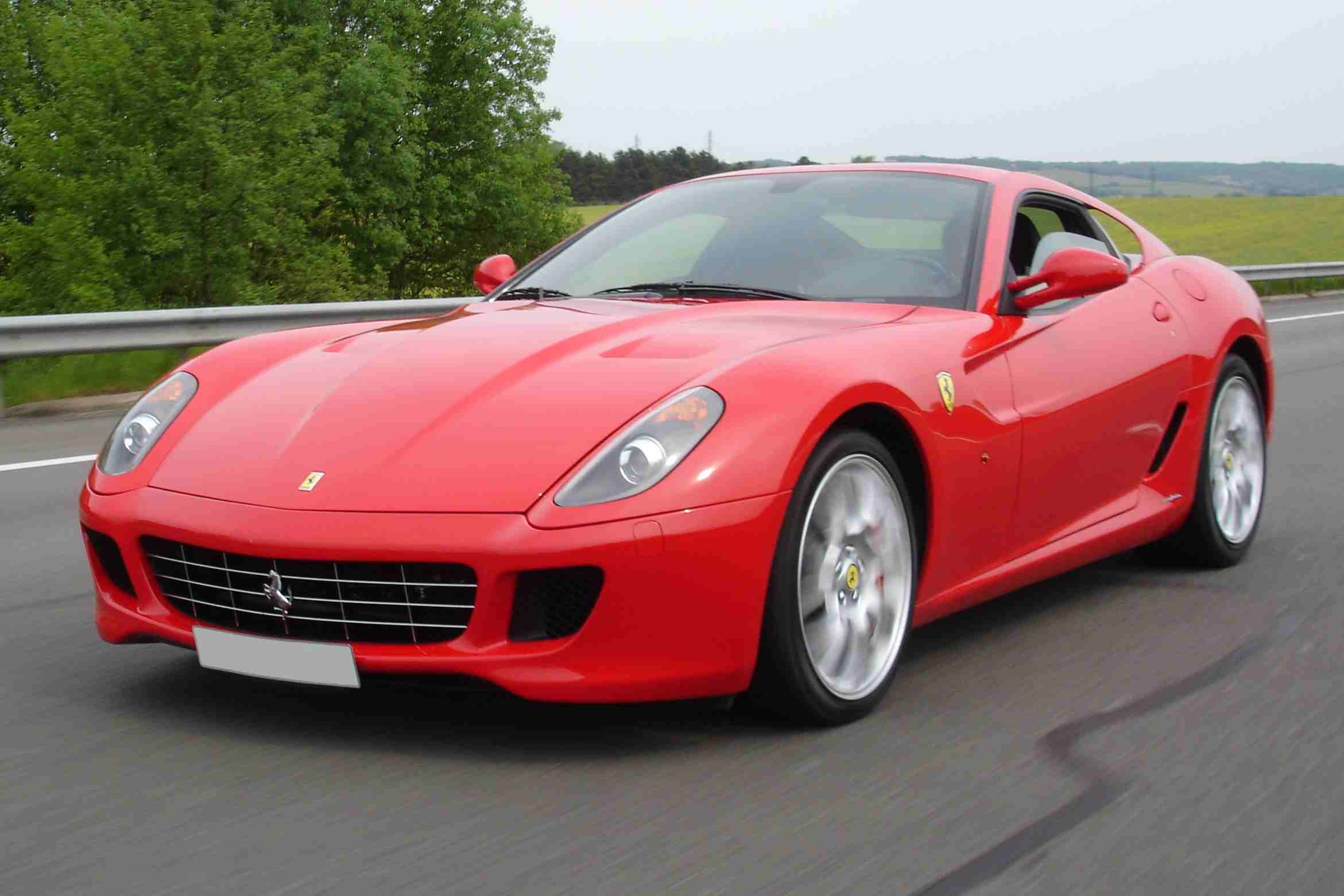 Ferrari запатентовала новую электронную систему рулевого управления