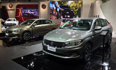 Fiat представил седан гольф-класса на выставке в Дубае