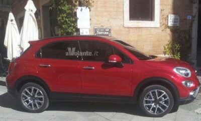 Кроссовер Fiat 500X засняли без камуфляжа