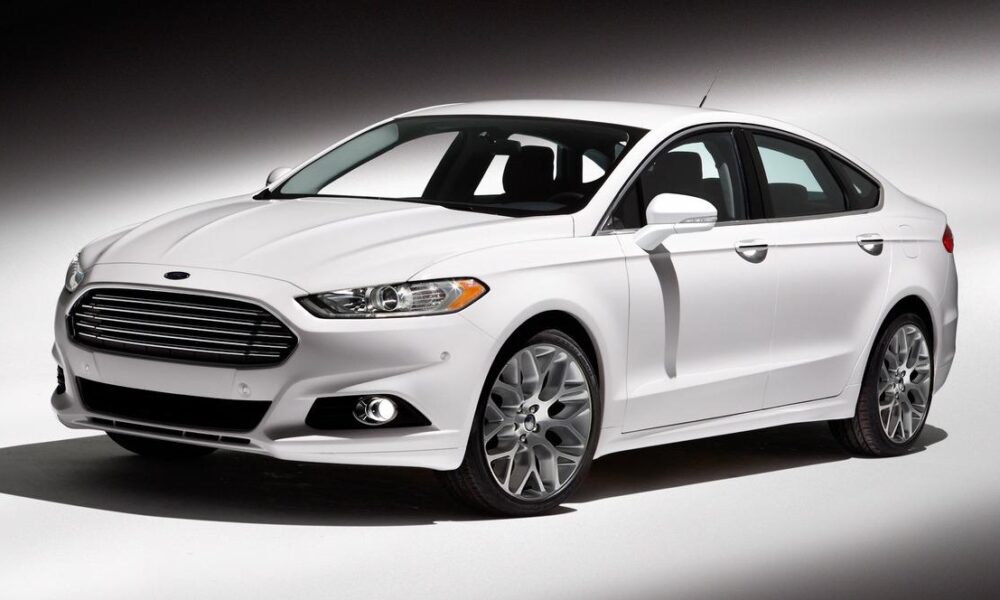 Ford оставил Fusion/Mondeo без механической коробки