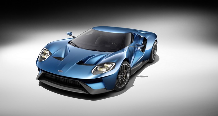 В Детройте дебютировал суперкар Ford GT
