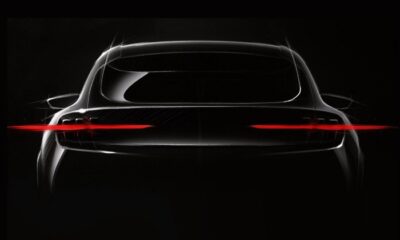 Напоминает культовый Mustang