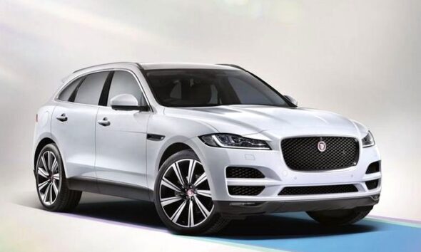 Названы российские цены на первый кроссовер Jaguar