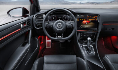 Обновленный Volkswagen Golf получит технологии управления жестами