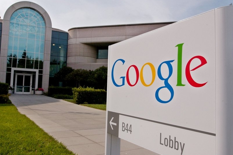 Google разработает встроенную операционную систему для автомобиля