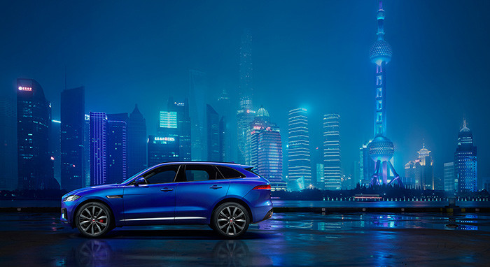 Опубликованы фото первого кроссовера Jaguar