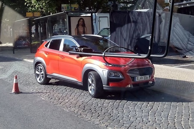 Hyundai Kona замечен в столице Португалии