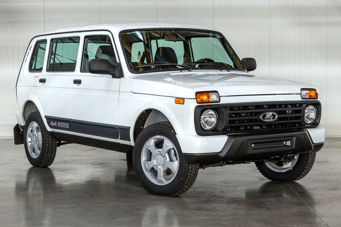 "АвтоВАЗ" начал выпуск Lada 4x4 в новой модификации