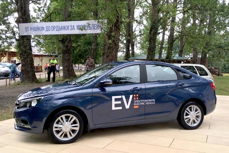АВТОВАЗ показал электрическую LADA Vesta