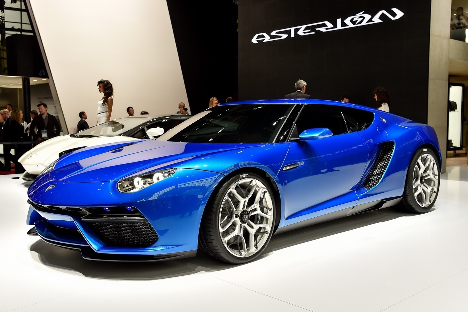 Гибридный Lamborghini Asterion пойдет в серию