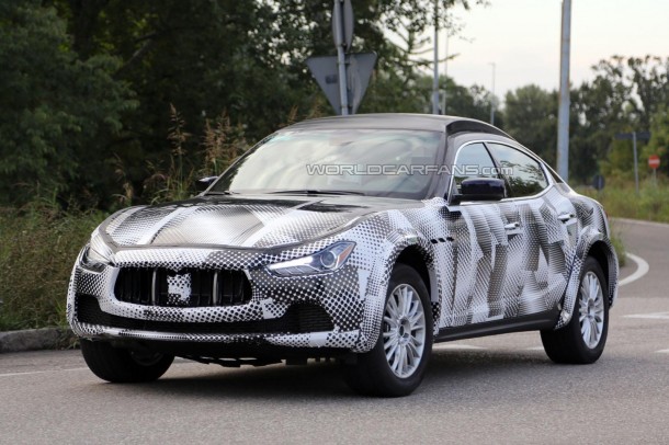 Официально: кроссовер Maserati Levante появится в 2015 году