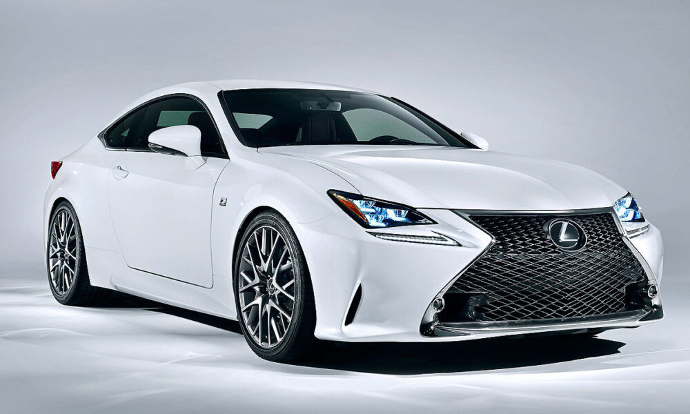 В Женеве Lexus представит купе RC «F Sport»