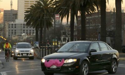 General Motors инвестирует $500 млн в приложение для заказа такси Lyft