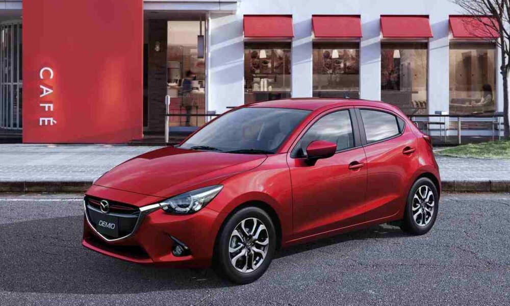 Mazda2 нового поколения дебютировала в Японии