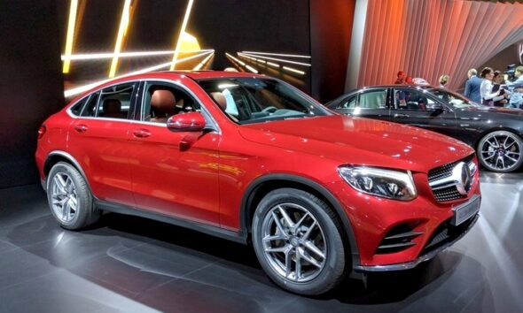 Mercedes-Benz показал в Москве новейшее кросс-купе