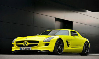 Суперкар Mercedes-Benz SLS AMG перевели на электротягу