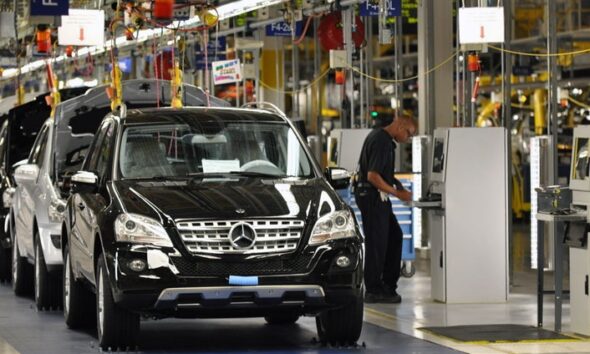 Переговоры с Daimler по строительству в Ленобласти автозавода приостановлены