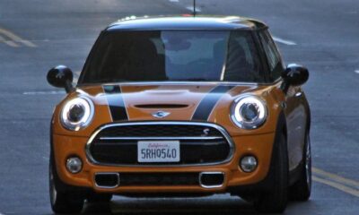 Новый Mini Cooper попал в объективы