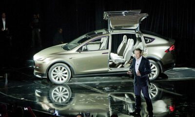 Tesla Model X попался фотошпионам с минимумом камуфляжа