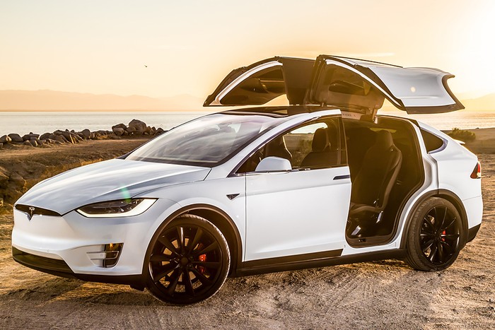 Руководство Tesla возлагает большие надежды на компактный вседорожник