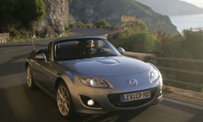 Mazda MX-5 - лучший спортивный автомобиль в Великобритании