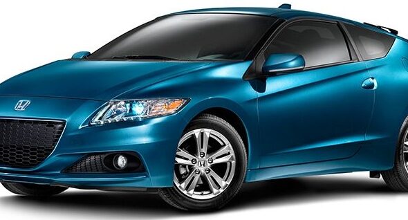 Снимки обновленной Honda CR-Z "утекли" в Сеть