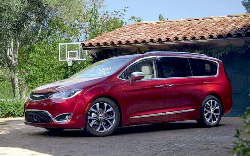 Chrysler назвал цену на новый Pacifica