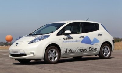 Renault-Nissan запустит в серию модели с автопилотом