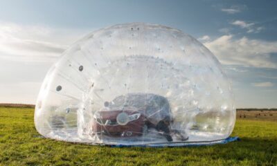Nissan Note поместили в самый большой в мире автозорб