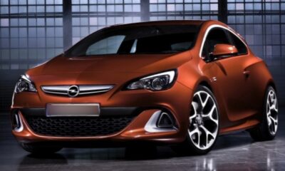 В России подешевел Opel Astra