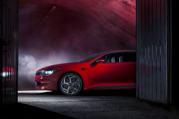Kia поделилась официальными изображениями универсала Optima Sportswagon
