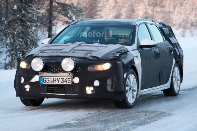 Kia вывела на зимние тесты новый спортивный универсал Optima Sportswagon