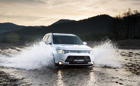 В рестайлинговом Mitsubishi Outlander улучшили шумоизоляцию