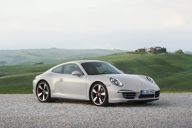 Porsche отмечает 50-летие 911 выпуском эксклюзивной лимитированной серии