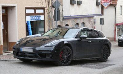 Универсал Porsche Panamera впервые выехал на городские дороги