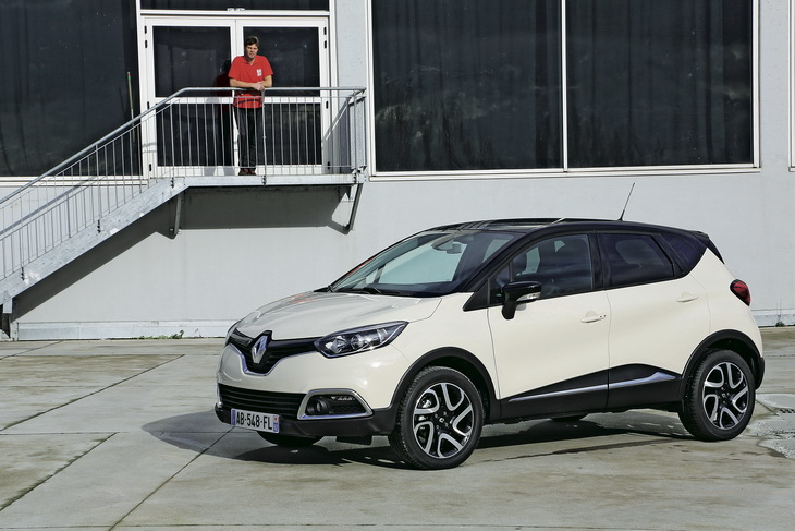 Renault Captur: руки выше!