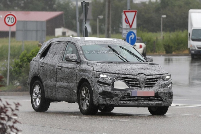 Рестайлинговый Renault Koleos будет семиместным