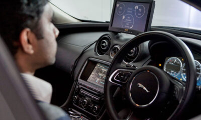 Робомобили Jaguar Land Rover научатся водить как люди